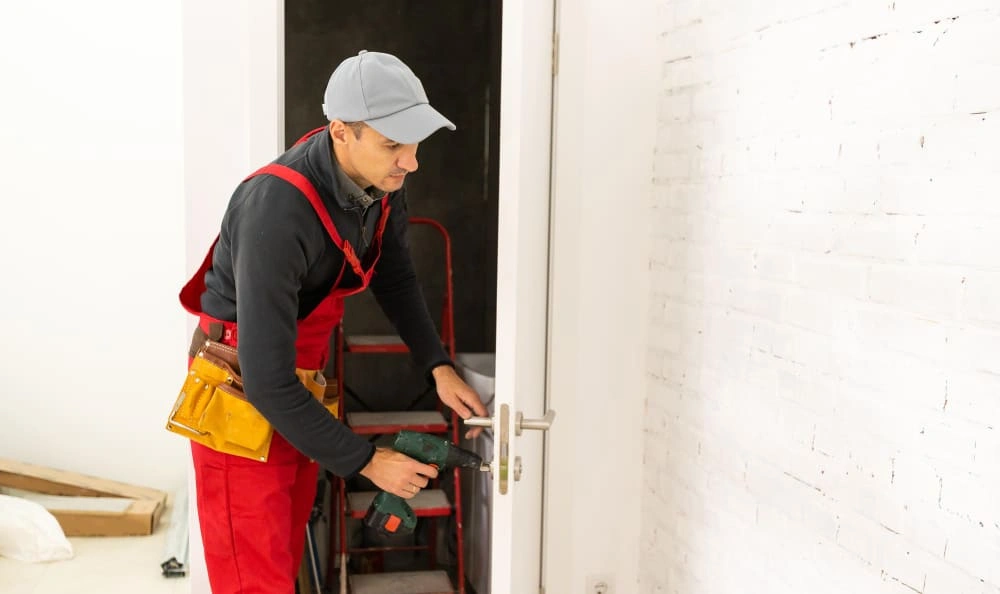 24/7 Locksmith New Malden – Fast, Local & Insured Cover Image